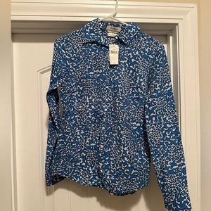 Van Heusen Ladies size small women’s blouse Brand New